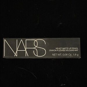 NARS Velvet Matte Lip Pencil - Bold Red